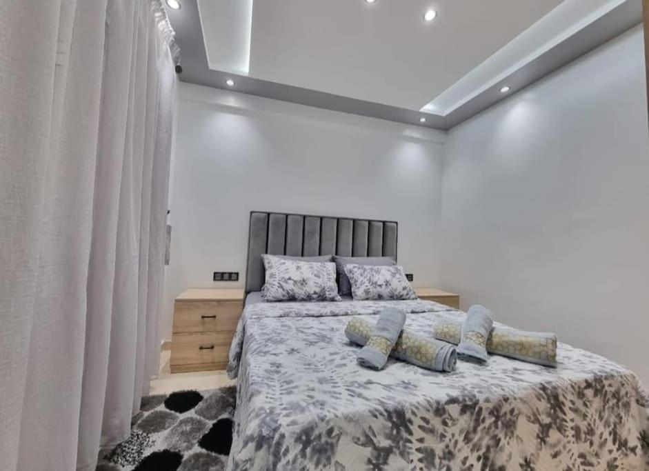 Appt New 4 Bed Upto 8 Aircon 7min